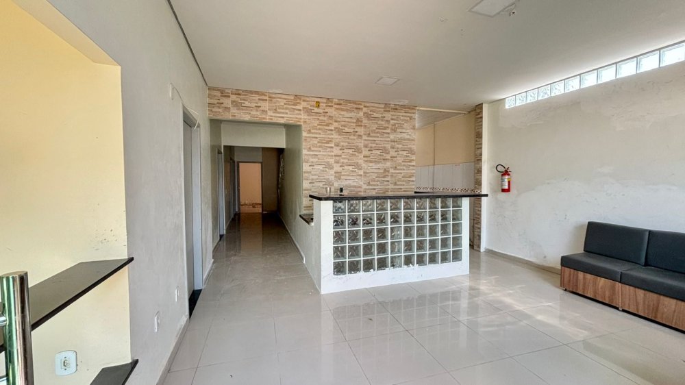 Imvel Comercial - Aluguel - Bosque - Rio Branco - AC